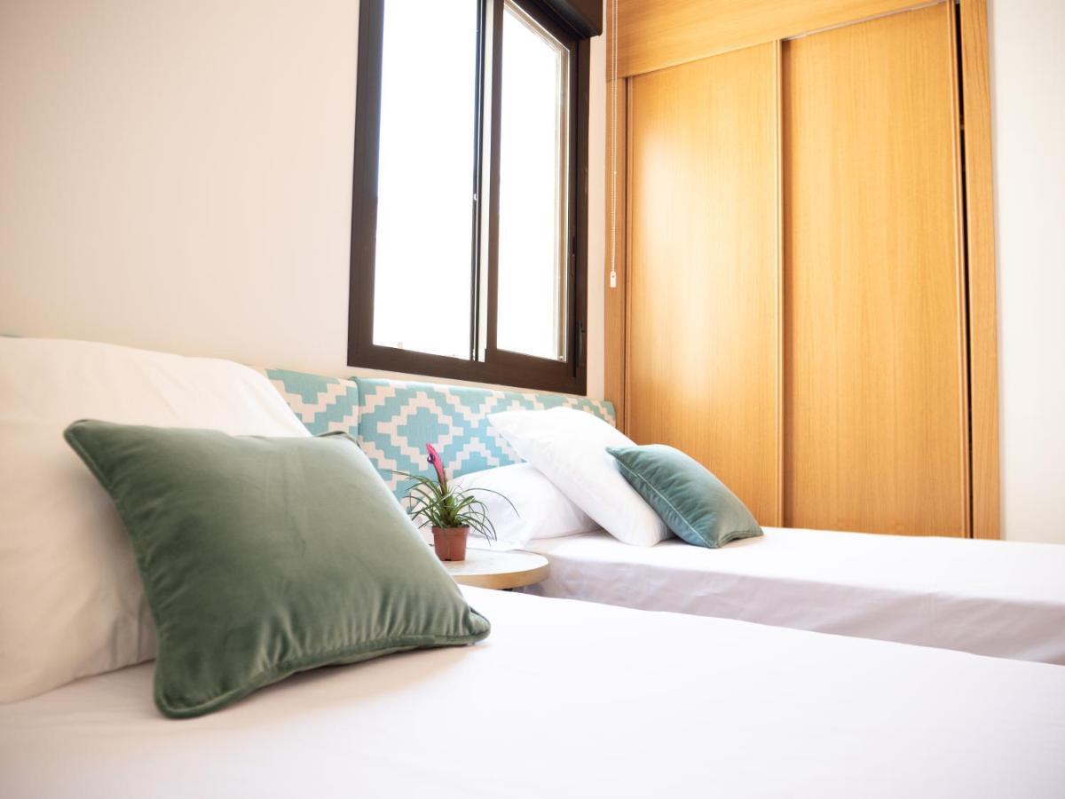 Stylish In The Heart Of With Pool * Malaga