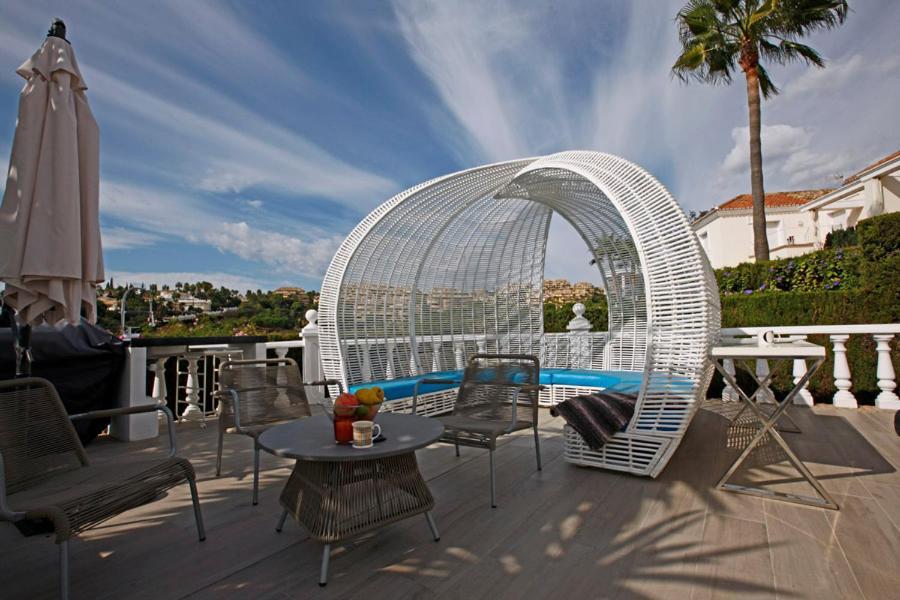 Apartment R32 Luxury In With Pool And Garden *