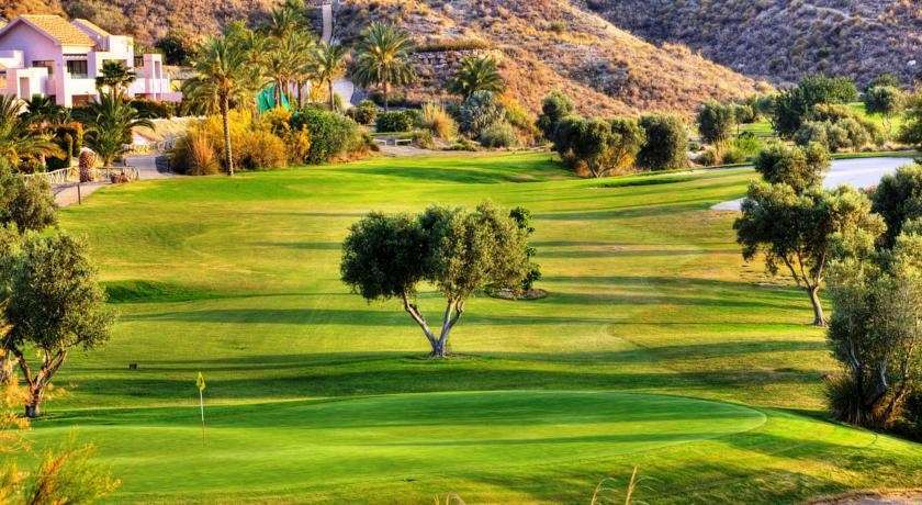 Valle Del Golf And - *