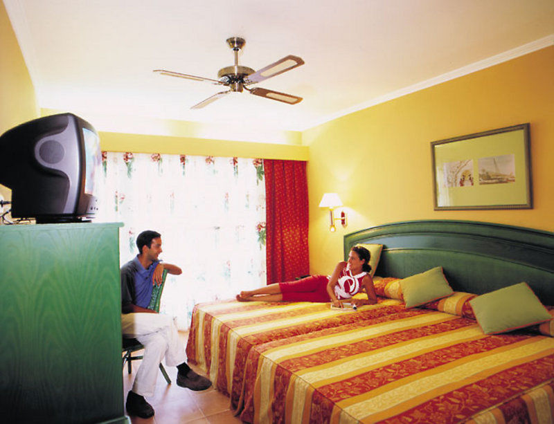Hotel Playaballena 4*