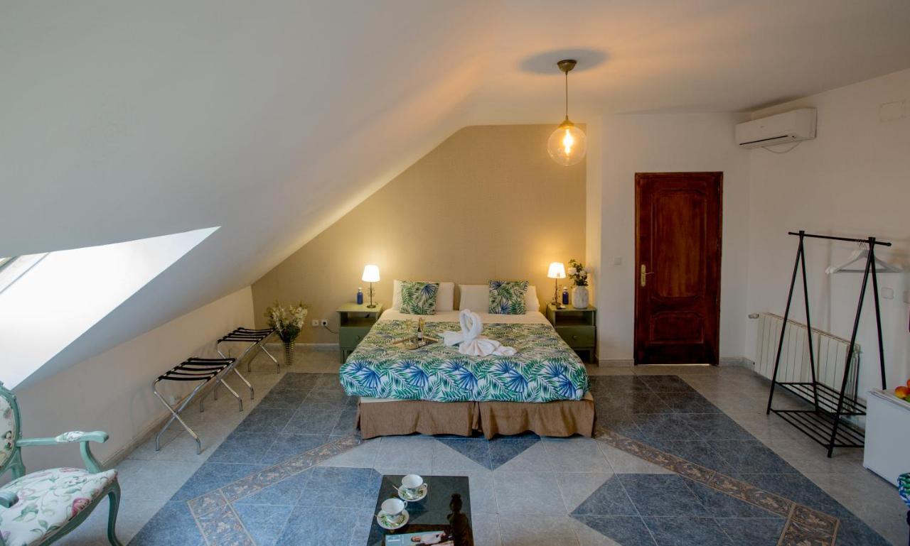 Guest house Escala 3*