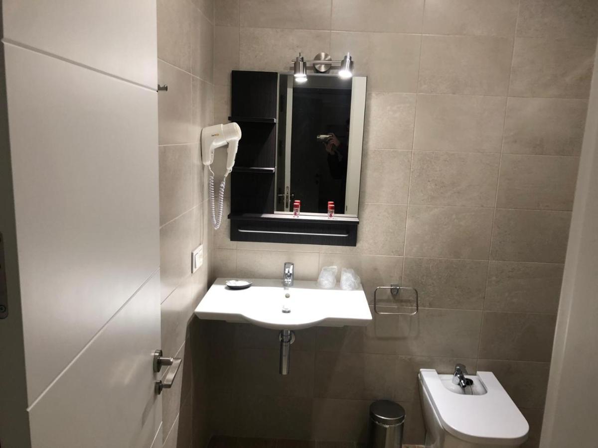 Pinar Guest house *