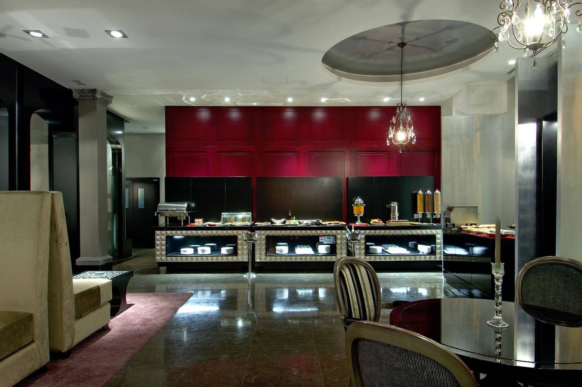 Hotel Vincci Palace