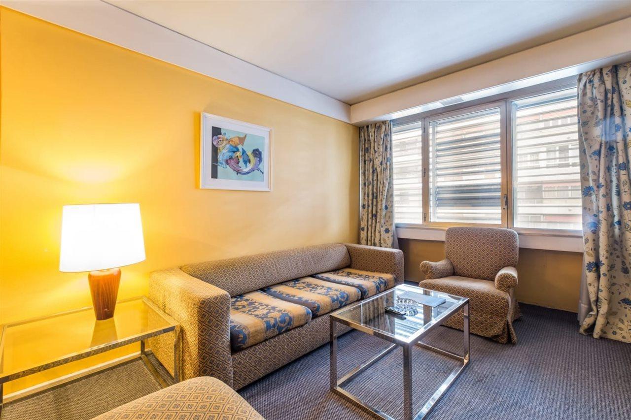 Apartment Pierre & Edificio Eurobuilding 2 *