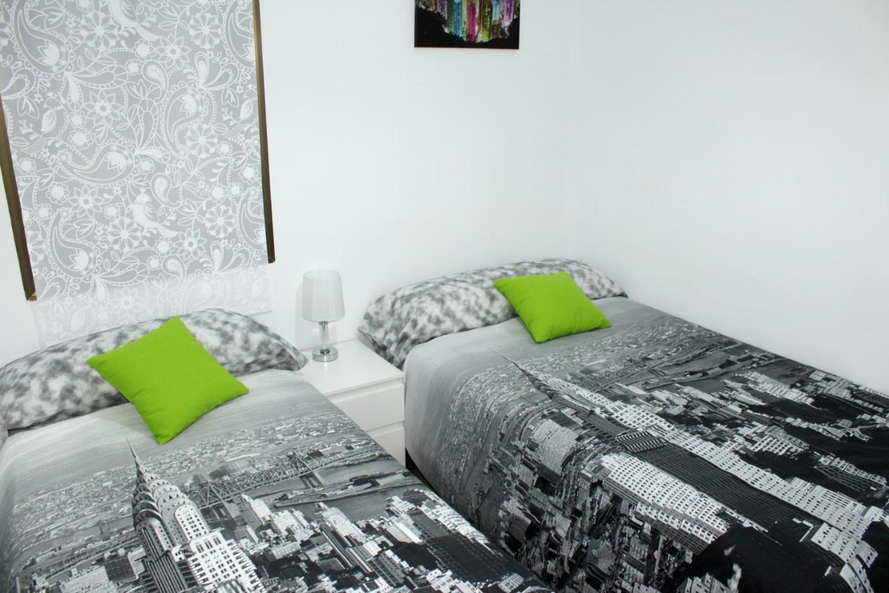 Cosmo Grey Apartment *