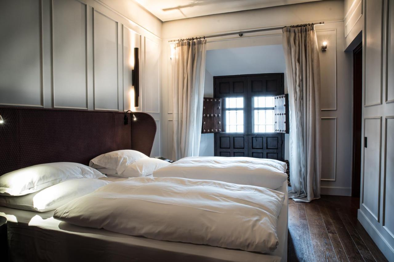 Coolrooms Palacio Villapanes 5 Gl Hotel Seville