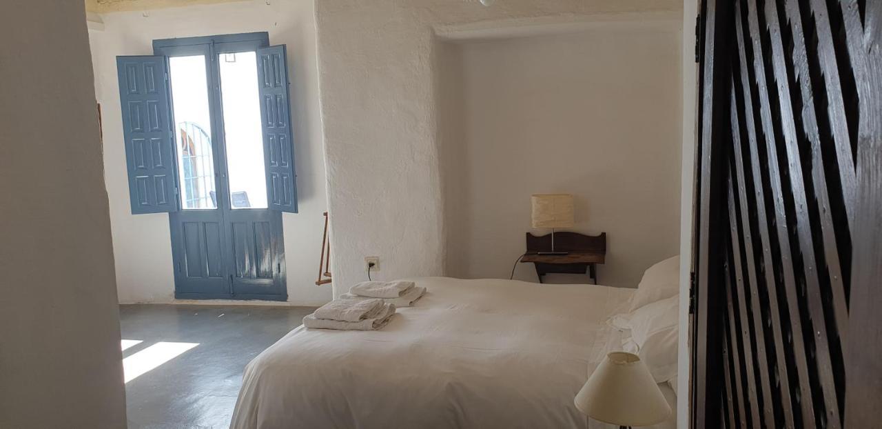 Chimeneas Guest house Mairena