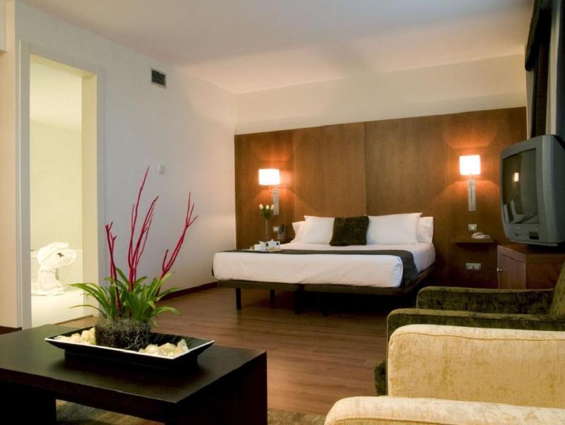 Xon's Valencia 4* Aldaia