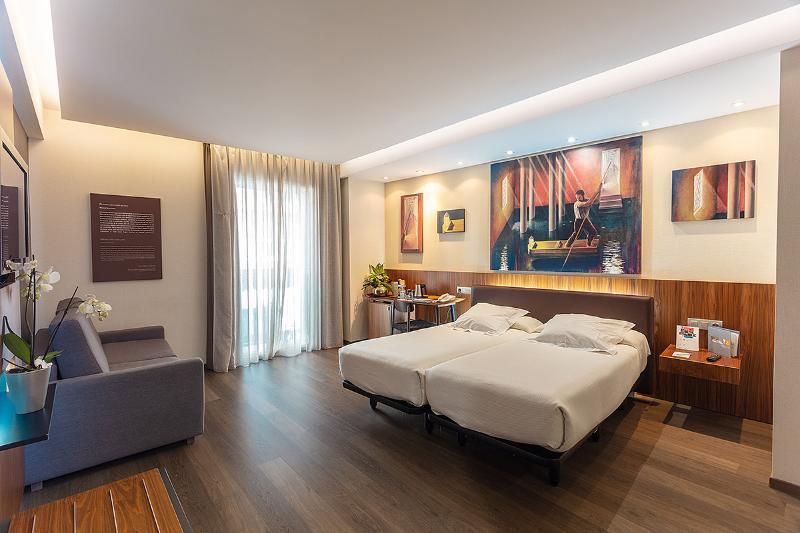 Hotel Abades Recogidas