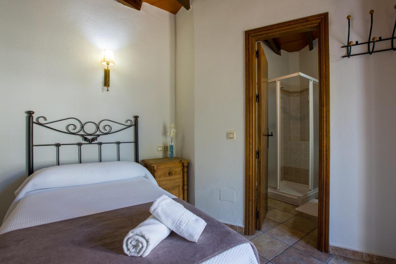 Valle Del Sol Guest house *