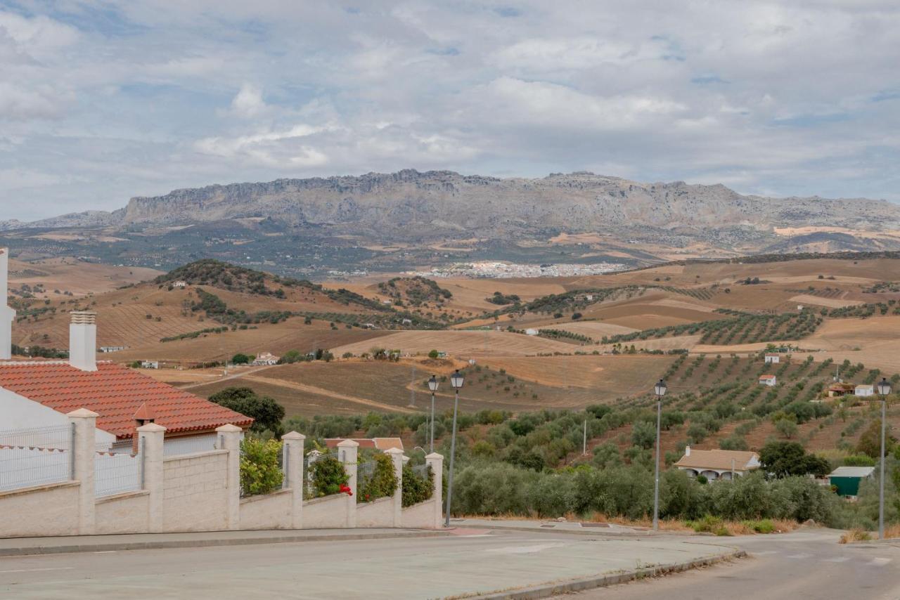 Chalet Urbanizacion Mirador Del Torcal * Almogía