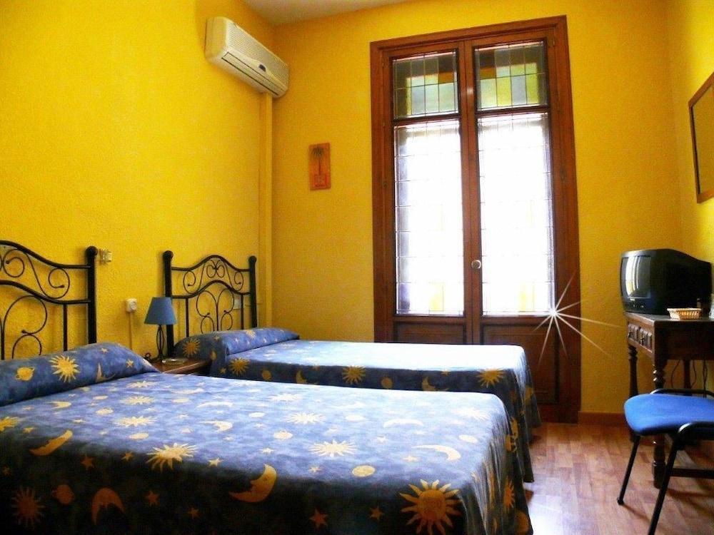 Arteaga Hostal&baños Arabes Elvira Granada